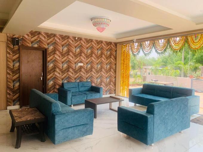 Swapnapurti Lodge, Akkalkot Akalkot Luaran gambar